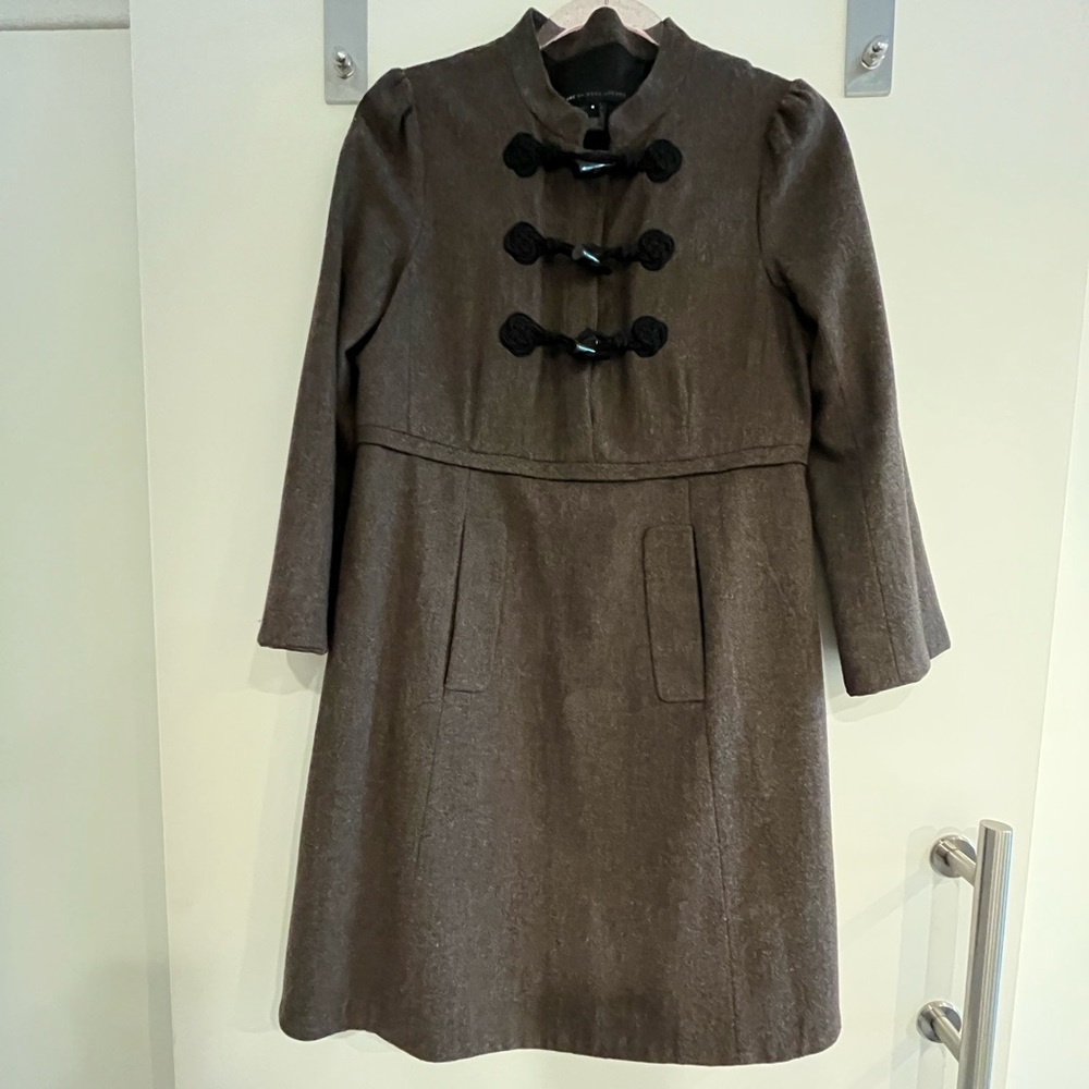 Marc Jacobs 3/4 Sleeve Wool Brown Dress with Toggle Buttons and Pockets. Size 8.